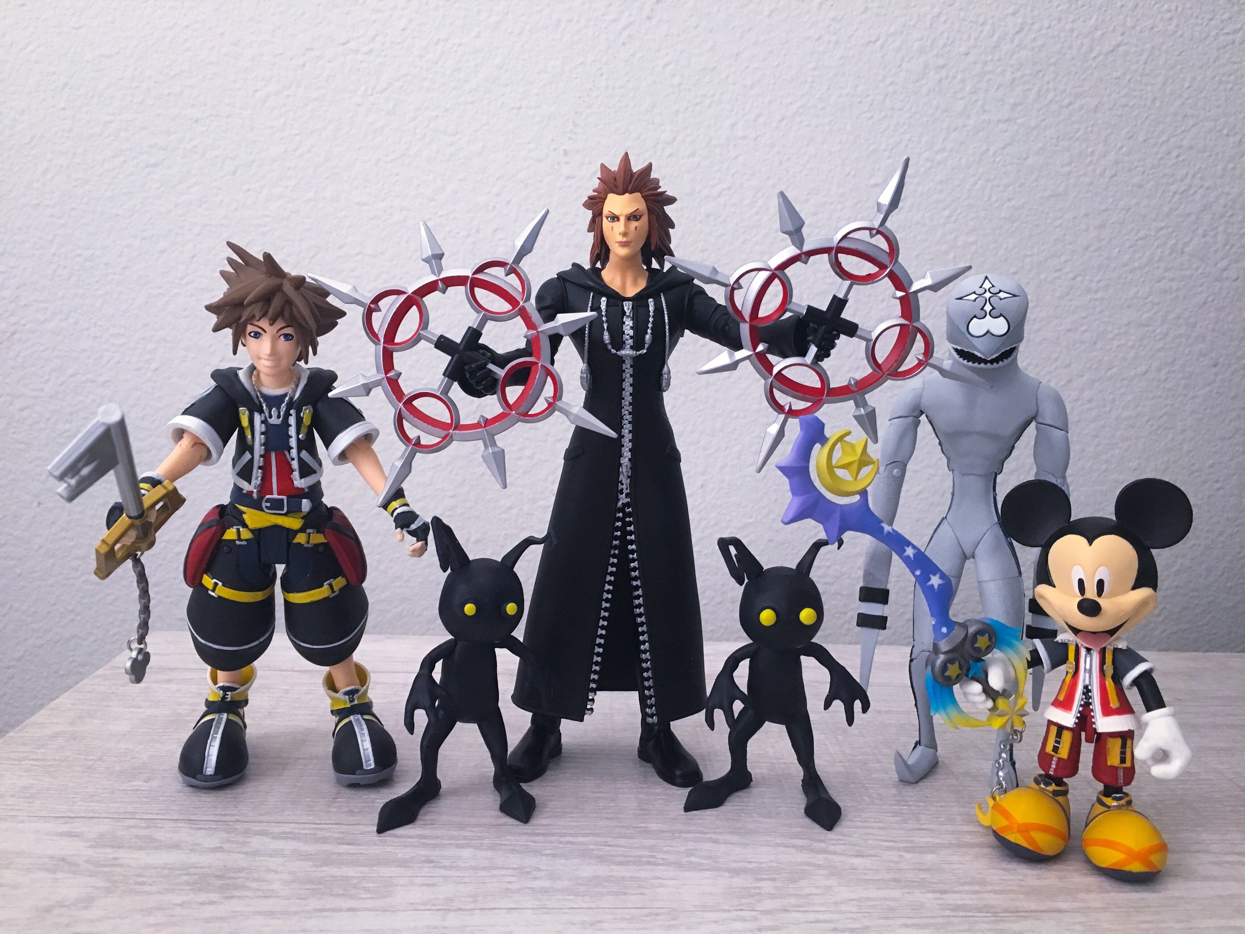 Assassin and Shadow Select Figure Series 3 Disney Kingdom Hearts Mickey Mouse 